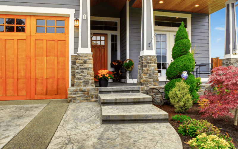 Raise The Curb Appeal Of Your Property For A Quick Sale